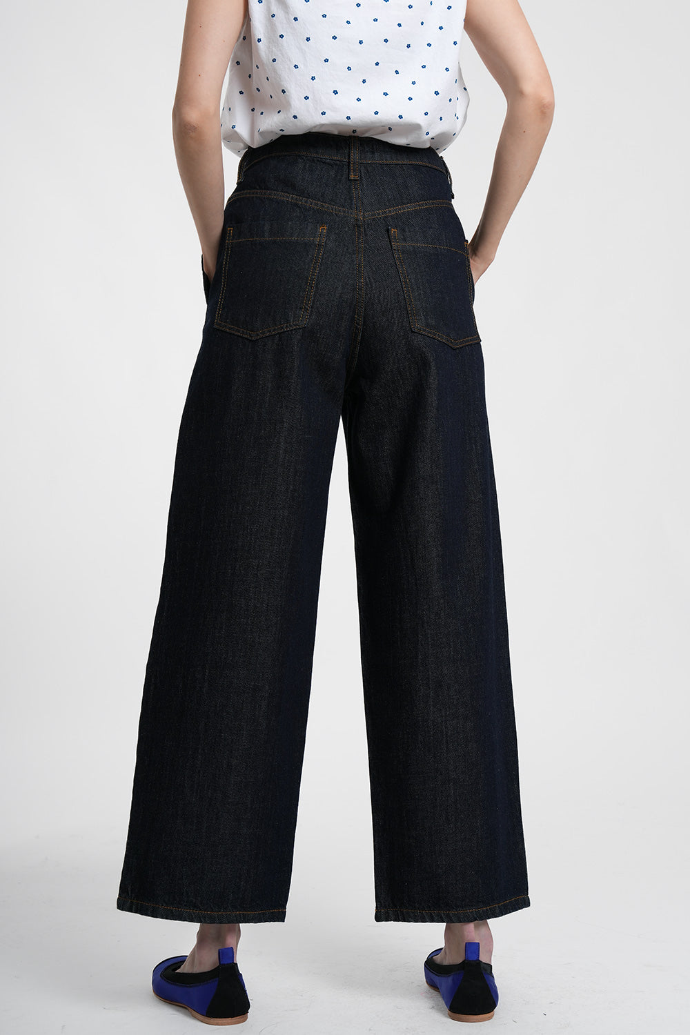 Jean Berlin - dark blue