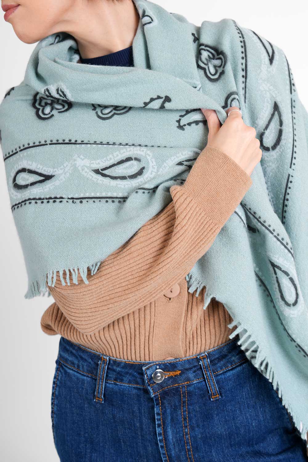 Quelara Stola - antracite