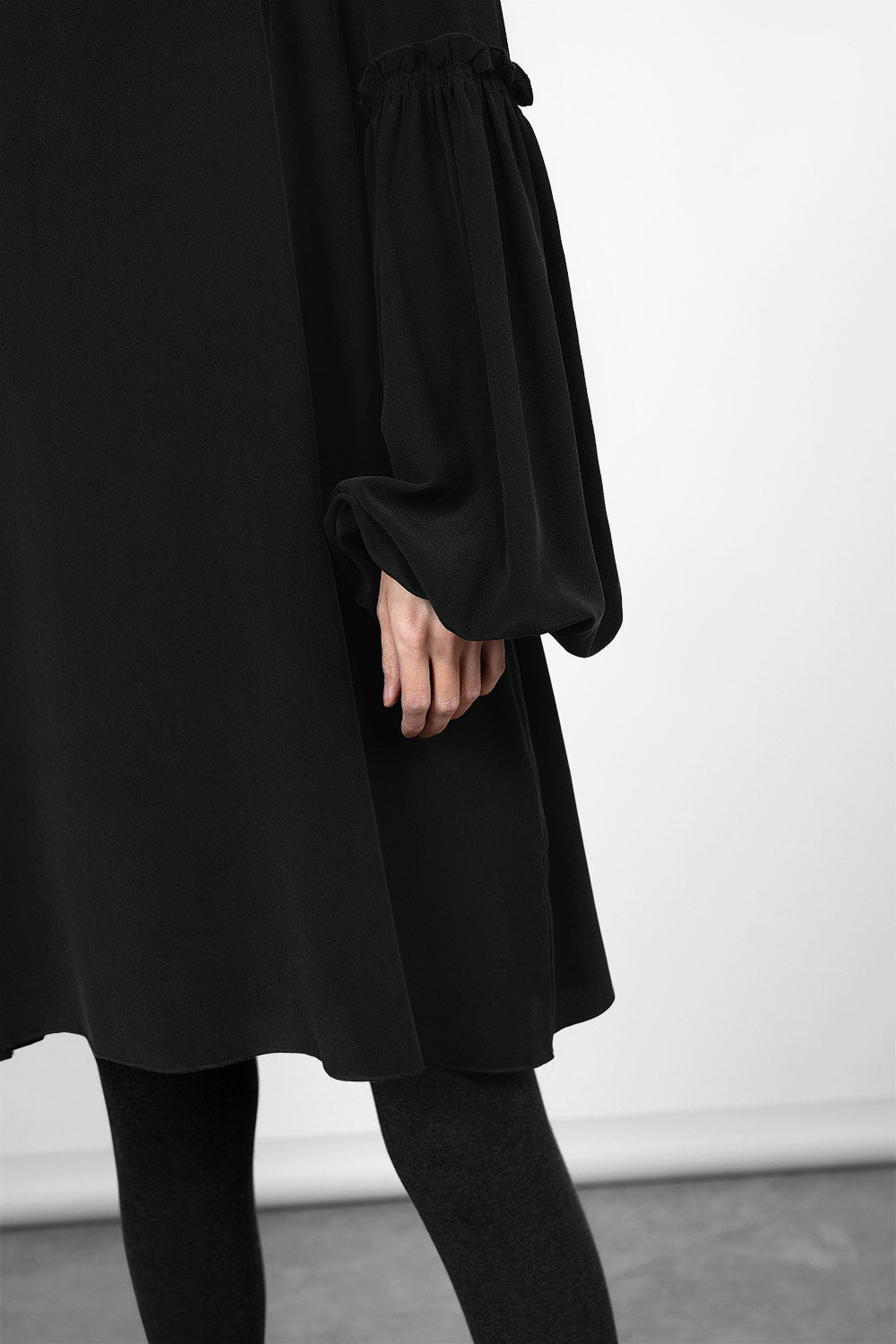 Amili Silk Dress - nero