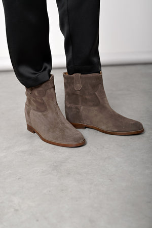 Costar Vel Boots - nutshell