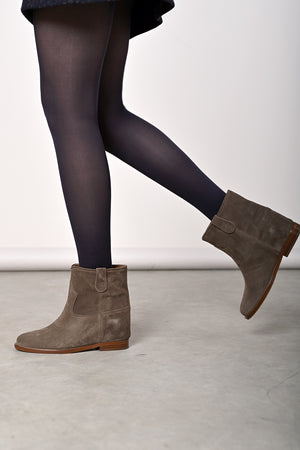 Costar Vel Boots - nutshell