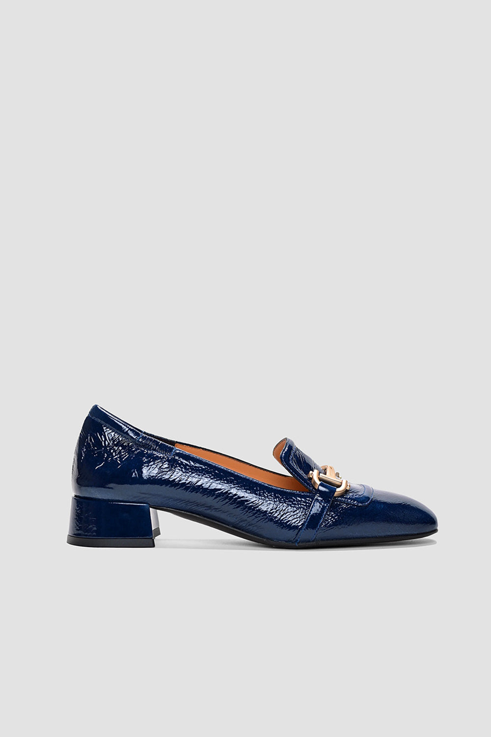 Elona Ve Shoe - night