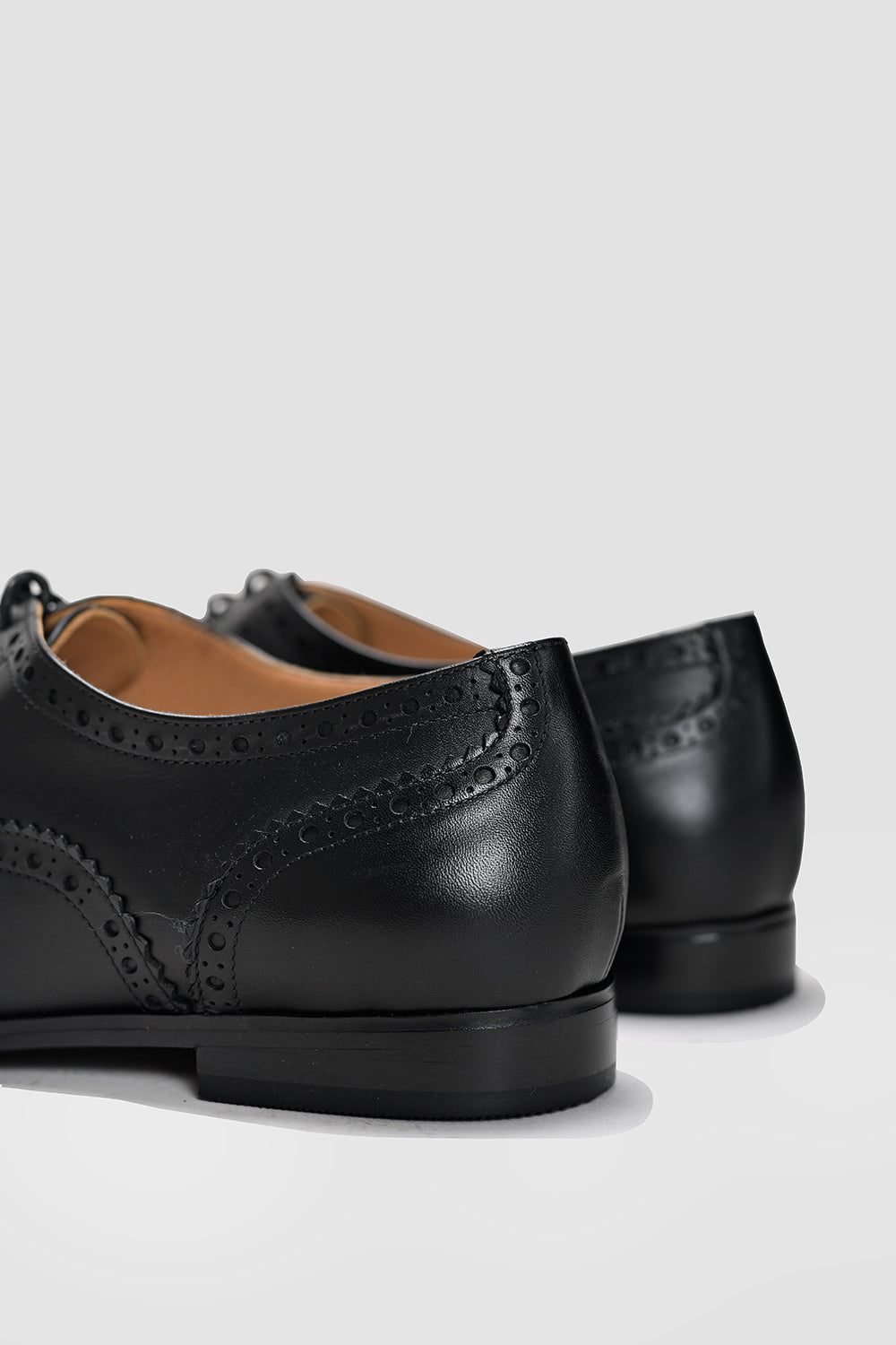 John love shoes store