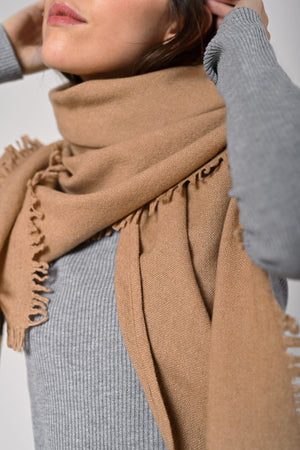 Quelara Wool Stola - camel